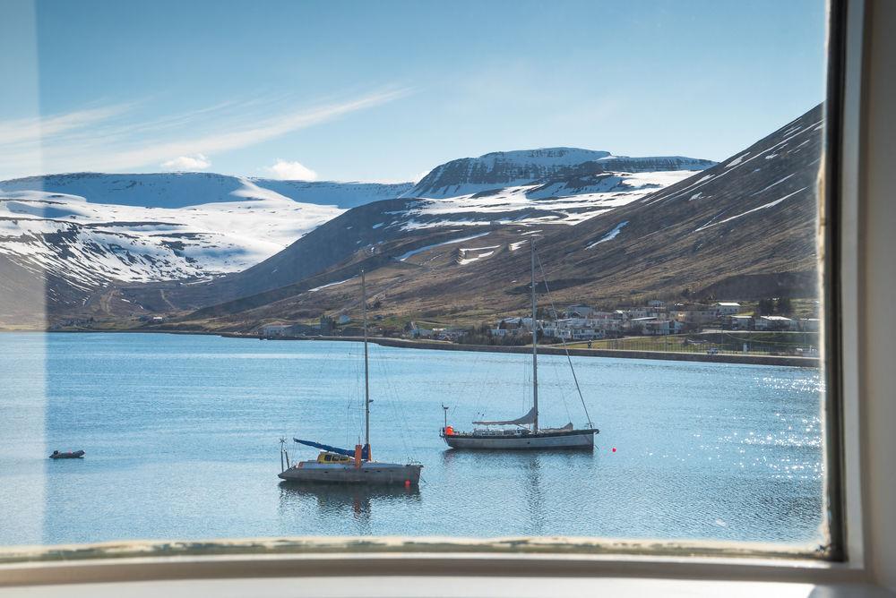Hotel Isafjördur - Torg Ísafjörður Exteriör bild